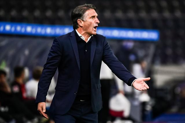 记者批姆巴佩：姆巴佩状态不像职业球员